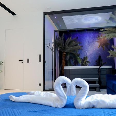 Apartament Ksiezycowy Z Jacuzzi Nowy Sącz Extérieur photo